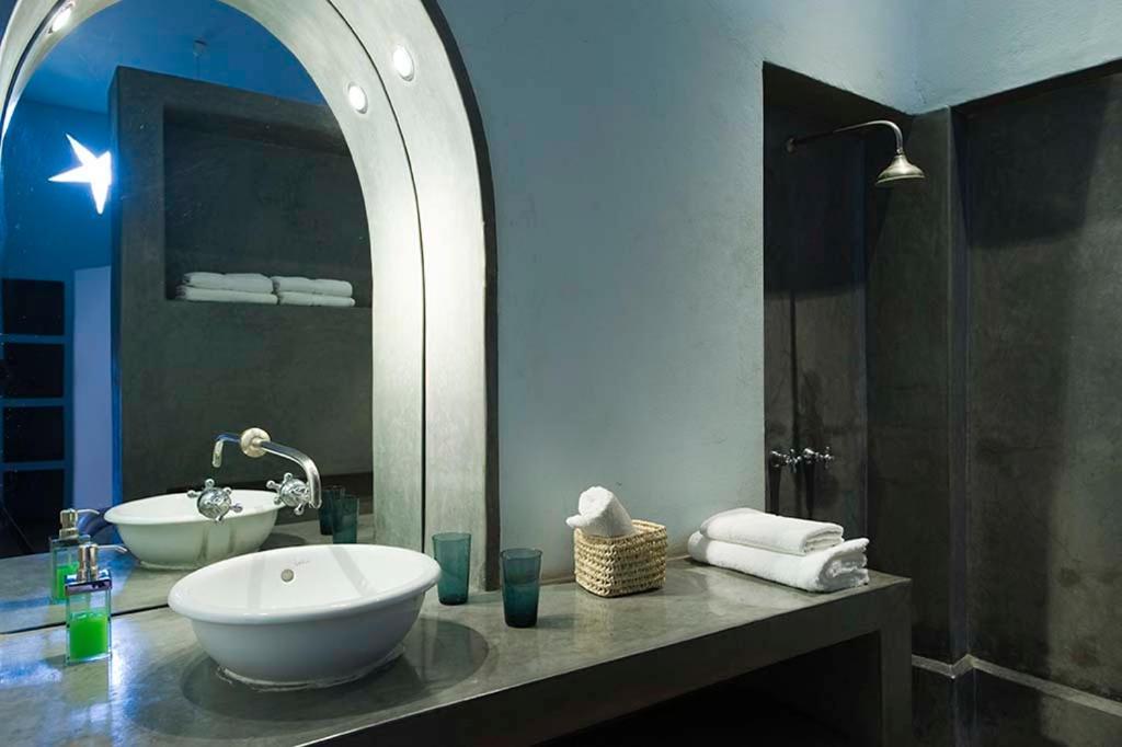 Exclusive And Stylish 4-Bedroom Riad With Plunge Pool มาร์ราเกช ภายนอก รูปภาพ