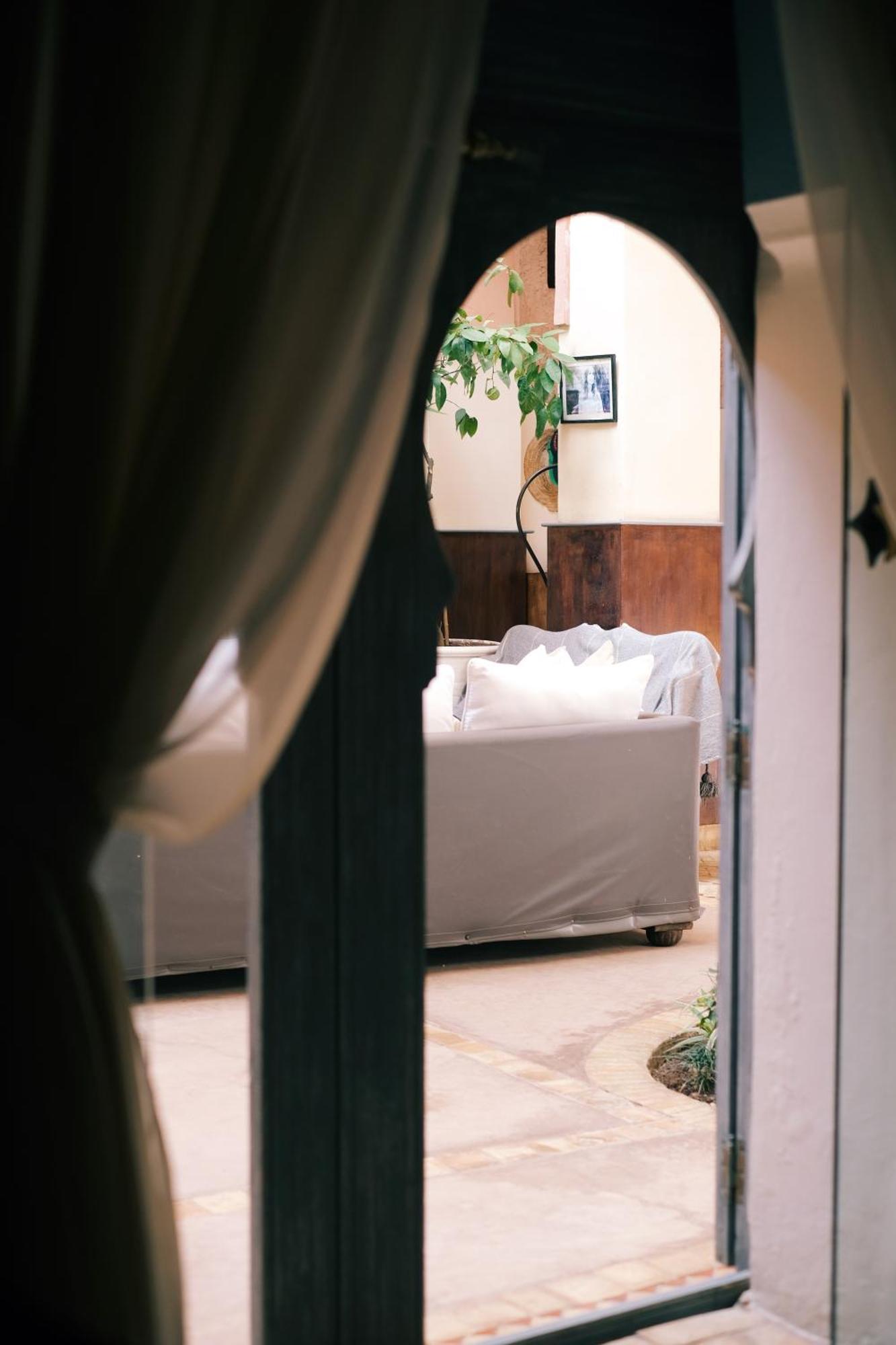 Exclusive And Stylish 4-Bedroom Riad With Plunge Pool มาร์ราเกช ภายนอก รูปภาพ