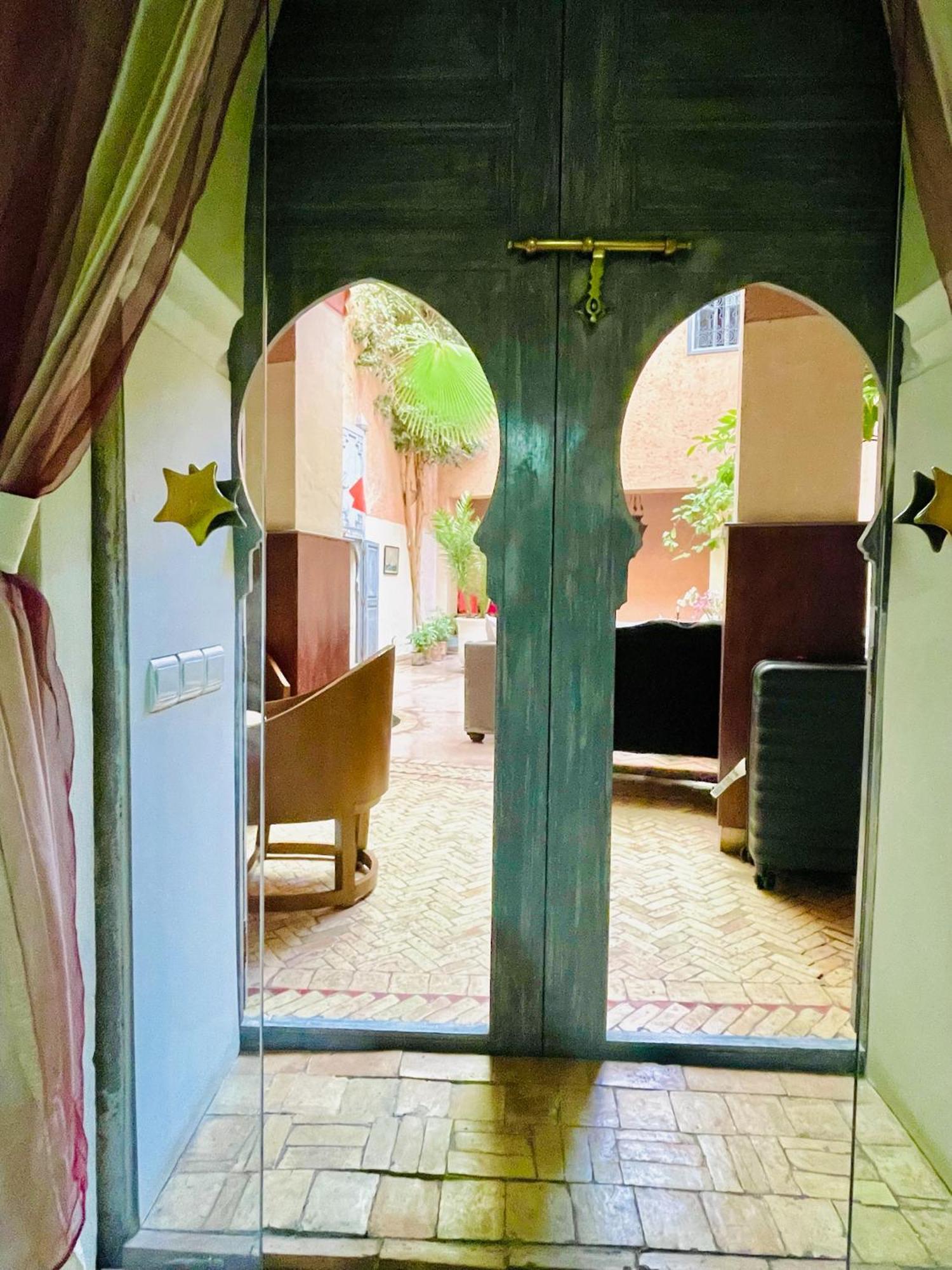 Exclusive And Stylish 4-Bedroom Riad With Plunge Pool มาร์ราเกช ภายนอก รูปภาพ